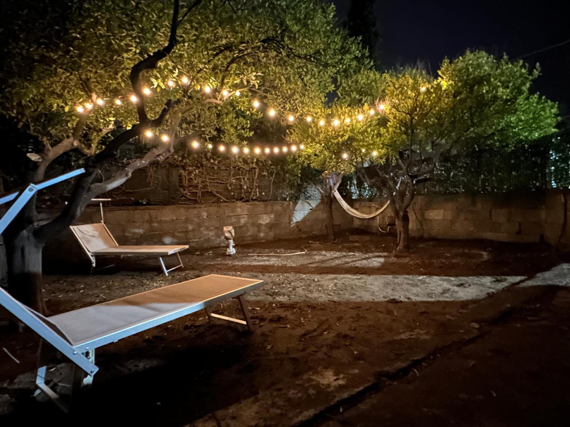 Antonio'S Villa Al Mare Con Vista Sull'Etna Vaccarizzo Катания Экстерьер фото