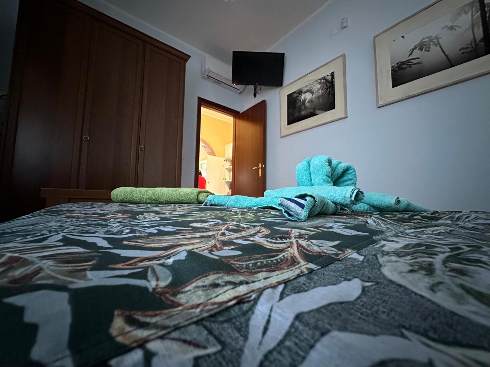 Antonio'S Villa Al Mare Con Vista Sull'Etna Vaccarizzo Катания Экстерьер фото